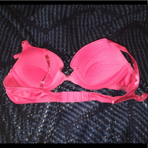 Pink Bra - Picture 2 of 3